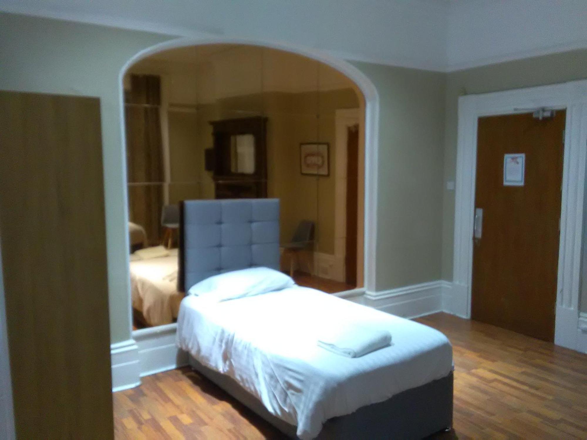 Clifton Hotel Newcastle Δωμάτιο φωτογραφία
