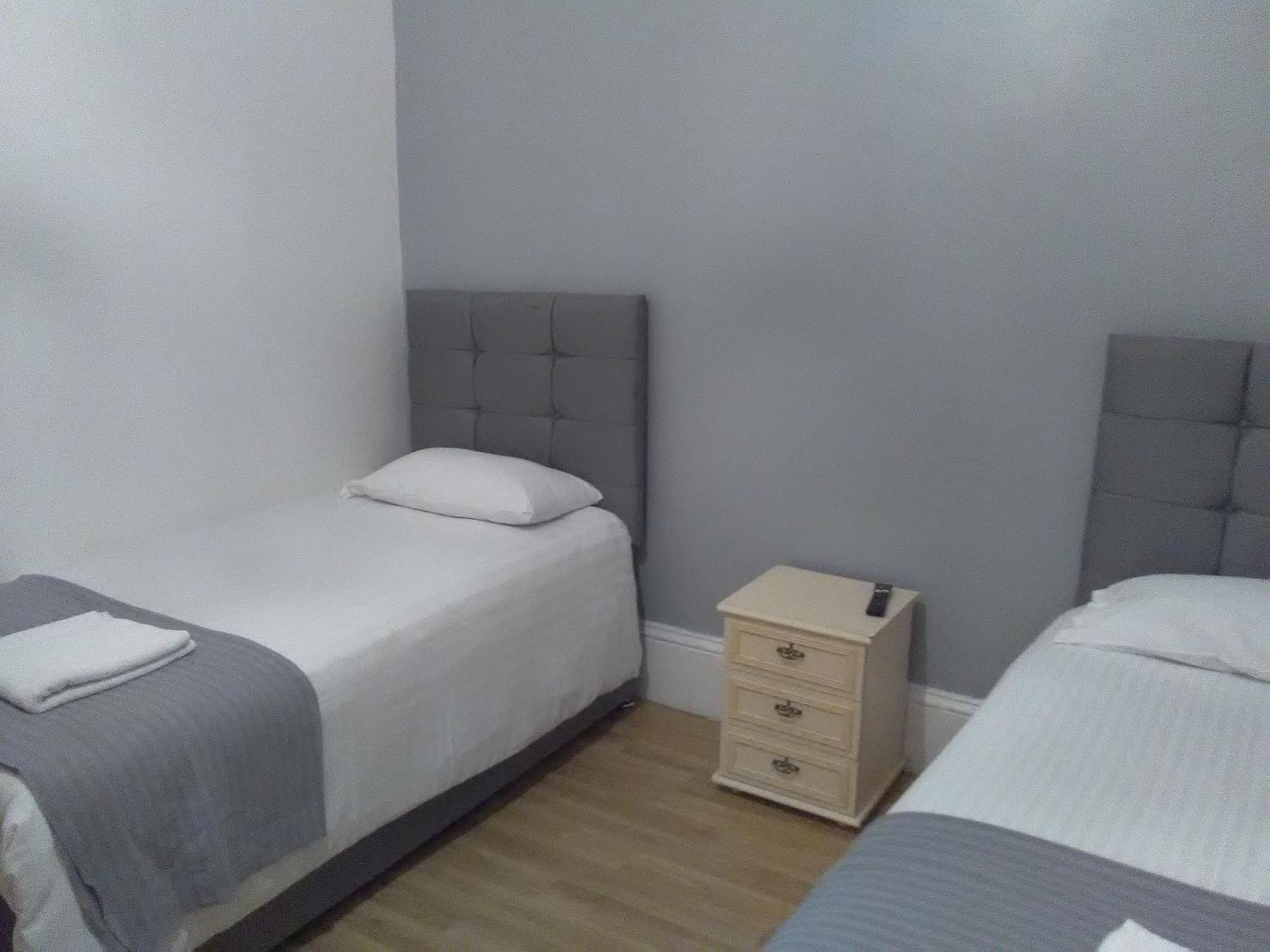 Clifton Hotel Newcastle Δωμάτιο φωτογραφία